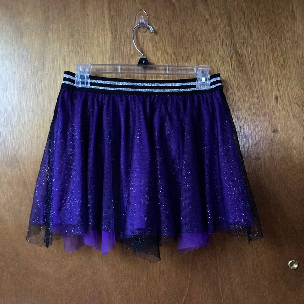Kids descendants 3 purple skirt with built in under shorts